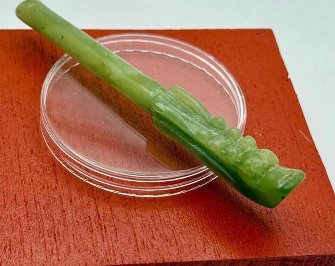 Antique Asian Old Natural Jade Cigarette Holder Hand Carved Dragon Shaped End