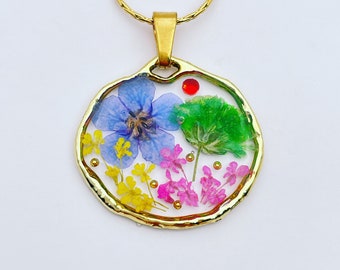 Hand-made real flowers pendant necklace (small)