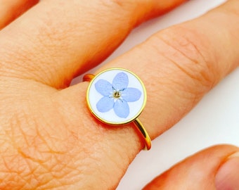 Hand-made real narcissus flower adjustable ring (circle)