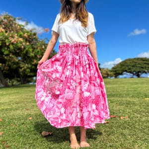 Handmade Hawaiian Hula Skirt/Pa&#39;u Skirt - Hibiscus Pink - Made in Hawaii for Halau Hula Performances.