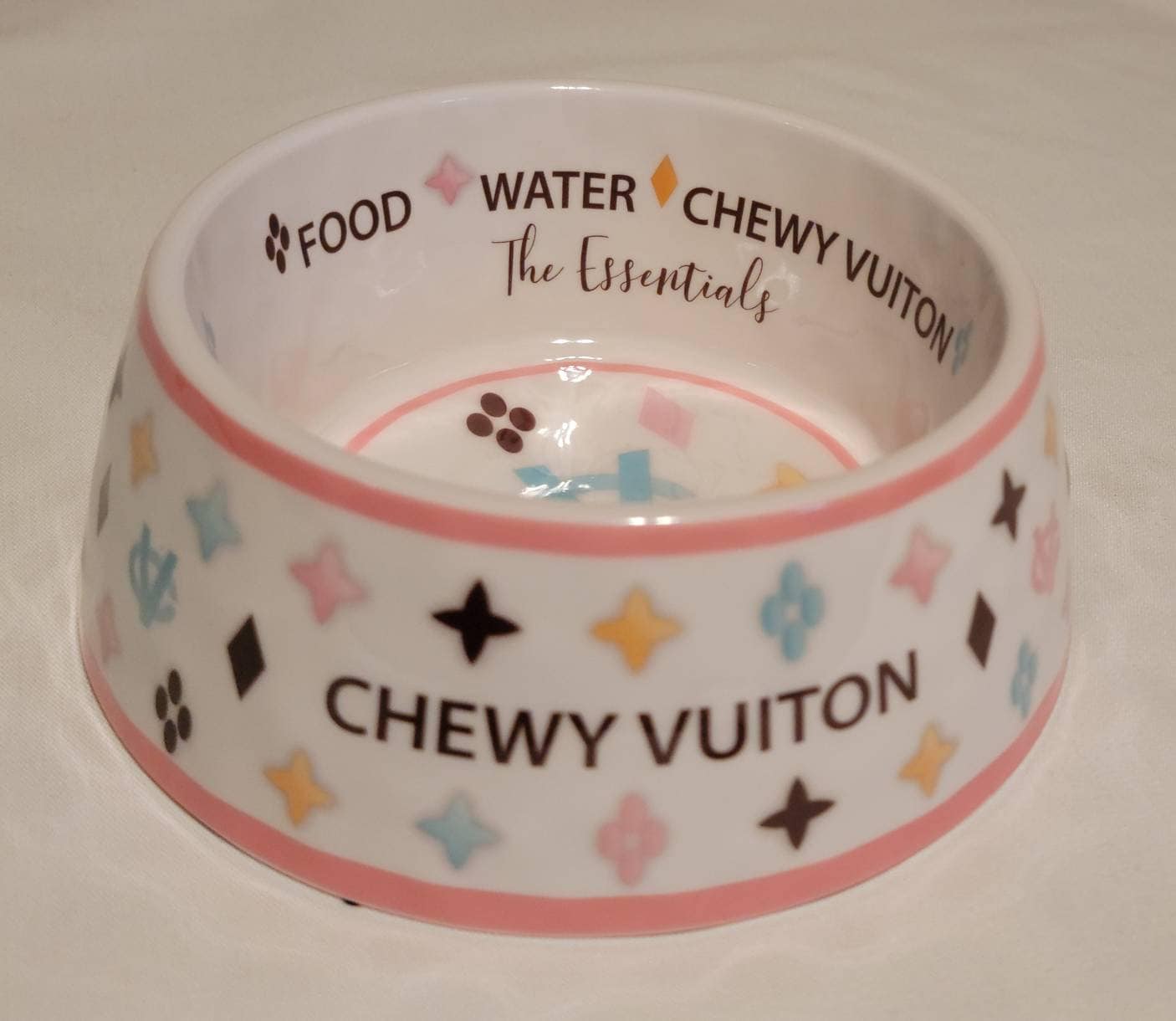 Chewy Vuiton Dog Bowl Set with Placemat – ThreeMuttsMarket