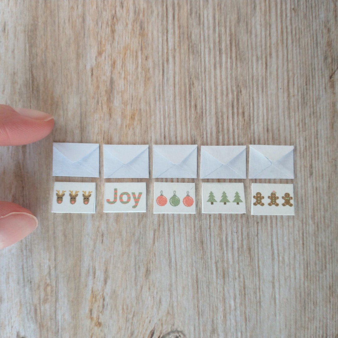1-12-scale-christmas-cards-set-of-5-holiday-cards-envelopes-for