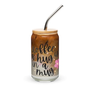Le café est un câlin dans une tasse en verre avec couvercle et paille idée cadeau tasse en verre à café été printemps fête des mères décoration de Pâques
