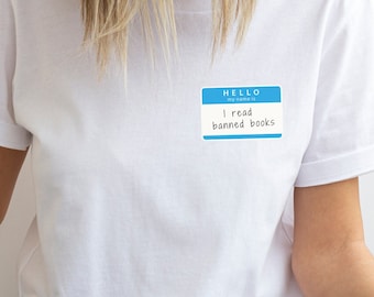 Ich lese verbotene Bücher Namensschild Kurzarm T-Shirt, verbotene Bücher Shirt, Bibliothekar Shirt, Buchclub Geschenk, Buchliebhaber Shirt, literarisches Lesen Shirt