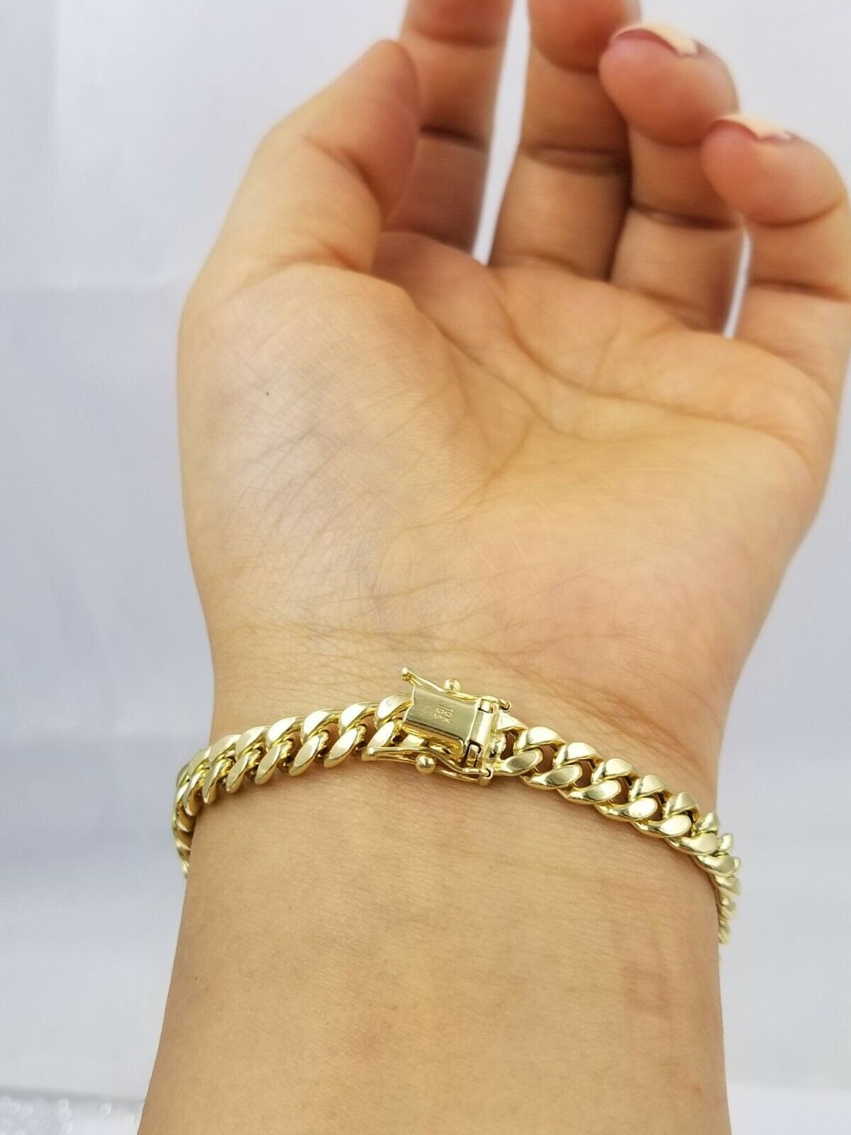 9ct Yellow Gold 8 Inch 6mm Cuban Curb Bracelet