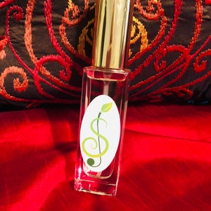LOVESTRUCK, Chocolate, vanilla, honey, cinnamon, fine fragrance, artisan perfumer, unisex, gourmand blend