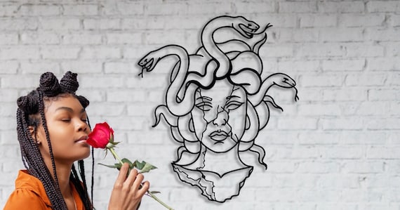 Medusa Metal Wall Art: Minimalist Mythology Decor