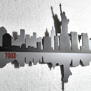 New York Skyline Metal Wall Art, NYC Silhouette Wall Decor, Modern Urban Metal Artwork, New York Cityscape Art, Contemporary Office Decor