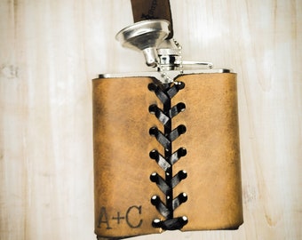 Personalized Leather Flask for Men: Handmade Groomsmen Gift