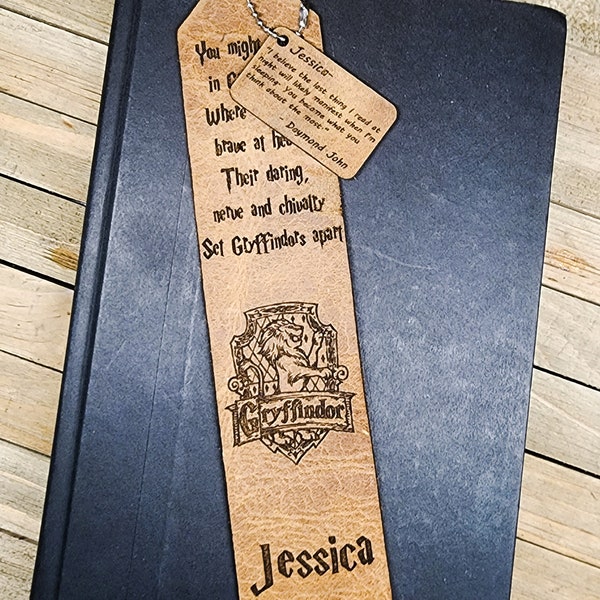 Harry Poter leather bookmark personalized with name | Gifts for Harry Poter fans | Personalized Harry Poter gifts | Gryffindore gifts