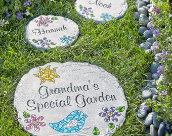 Personalized Mosaic Garden Stepping Stone - For Grandma - For Mom – For Families - Stones Are Available in 2 Sizes