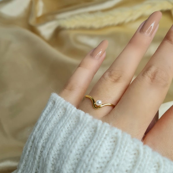 Magnifique bague en argent 925 Plaqué Or 18K avec une perle de culture Naturelle