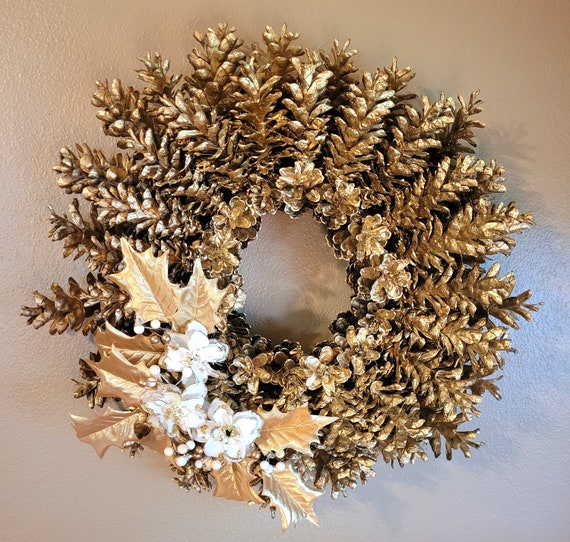Handmade Gold Pinecone Wreath or Custom Holiday/winter Decor - Etsy