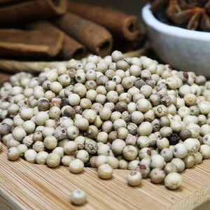 100% organic white peppercorns Piper Nigrum Superior Quality White Pepper Harvest 2023 Certified Product image 2