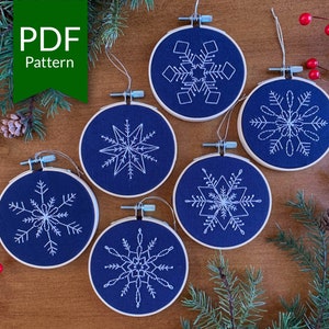Patrón de bordado de Navidad de copos de nieve / Adornos de bordado / Adorno de bricolaje de Navidad / Descarga instantánea / Artesanía de Navidad