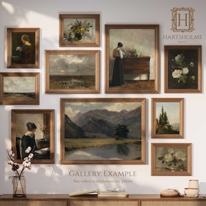 Peut inclure: Un mur de galerie avec des tirages d'art encadr&eacute;s repr&eacute;sentant divers paysages, portraits et arrangements floraux. Les tirages sont dans des cadres dor&eacute;s et dispos&eacute;s de mani&egrave;re sym&eacute;trique sur un mur blanc. Le texte "GALLERY EXAMPLE" et "See other complimentary prints" est affich&eacute; sous l'art.