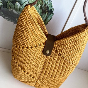 Crochet cute bag Tote handbag Scandinavian style crochet bag Handmade knitted bag image 2
