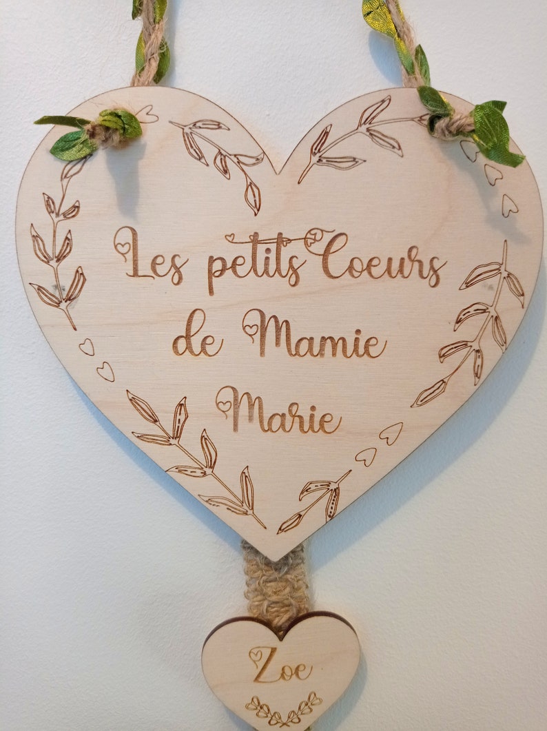 Pancarte Mamie petits coeurs plaque d'arbre généalogique personnalisé, signe de nom de famille, fête des grand-mères, cadeau mamie image 2
