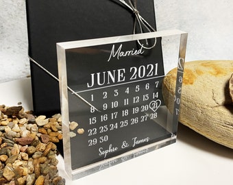 Personalised Acrylic free standing Calendar block | Engagement | Wedding Anniversary | Gift for Wife Girlfriend | Boyfriend Husband.