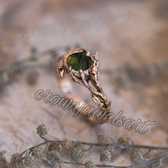 Silver moldavite ring deals