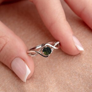 Handmade Rough Moldavite Ring: 925 Sterling Silver, Czech Republic