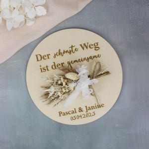 Holzscheibe personalisiert | Hochzeitsgeschenk mit Name | Holzschild mit Trockenblumen | Trockenblumenstrauß