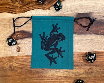 Bolsa de dados con diseño de rana para juegos de mesa y TTRPGS - Cosida e impresa a mano