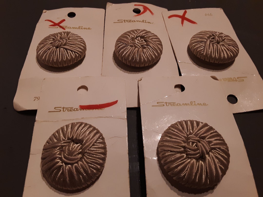 Vnyg Streamline Buttons K1376 Gold As 28 Lot Of 3