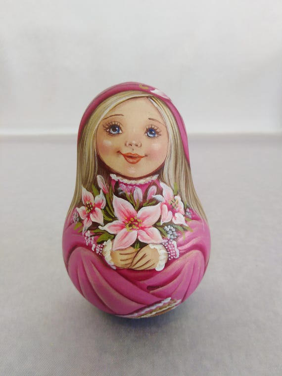 Muneca matrioska Rolly Polly Bell del autor Nina con flores Etsy Espana