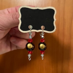 Ohio State Clip On Earrings, Buckeyes Fan Gift, Ohio State Jewelry, Ohio State Mothers Day Present, Buckeyes Clip On Dangly Earrings