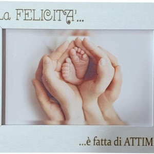 Bomboniere Battesimo Bambino Bambina Cornice in Legno Naturale o Bianca Regalo Nascita in Scatola con Fiocco e Incisione Frase Felicità