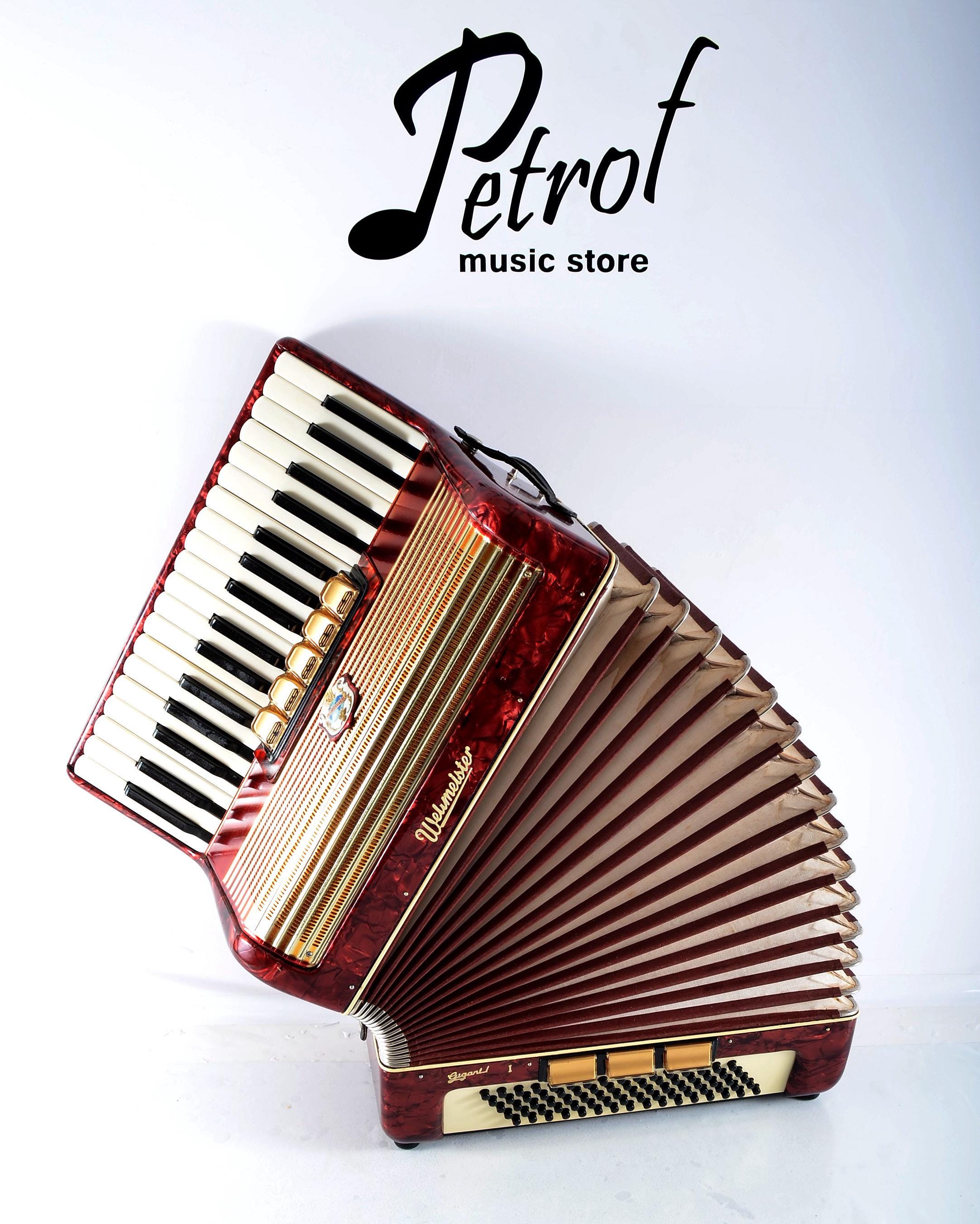 Vintage Weltmeister Accordion – German Made, 80 Bass With Hard