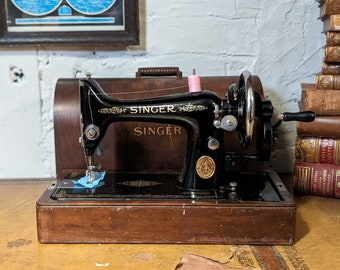 Singer 66K Hand Crank Sewing Machine - Etsy