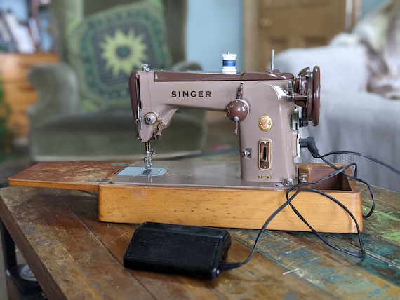 Baby Crystal Sewing Machine Co,Ltd Vintage Retro Red F/S JP