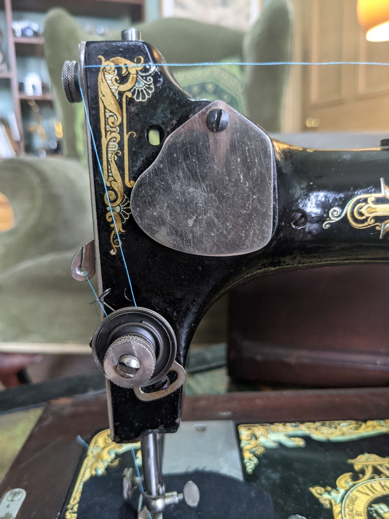 Antique Hand Crank Vickers Sewing Machine Etsy