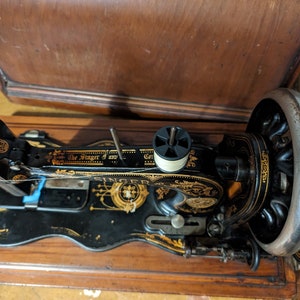 Singer 12K Antique Fiddle Base Sewing Machine image 5