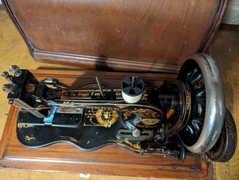 Singer 12K Antique Fiddle Base Sewing Machine image 5