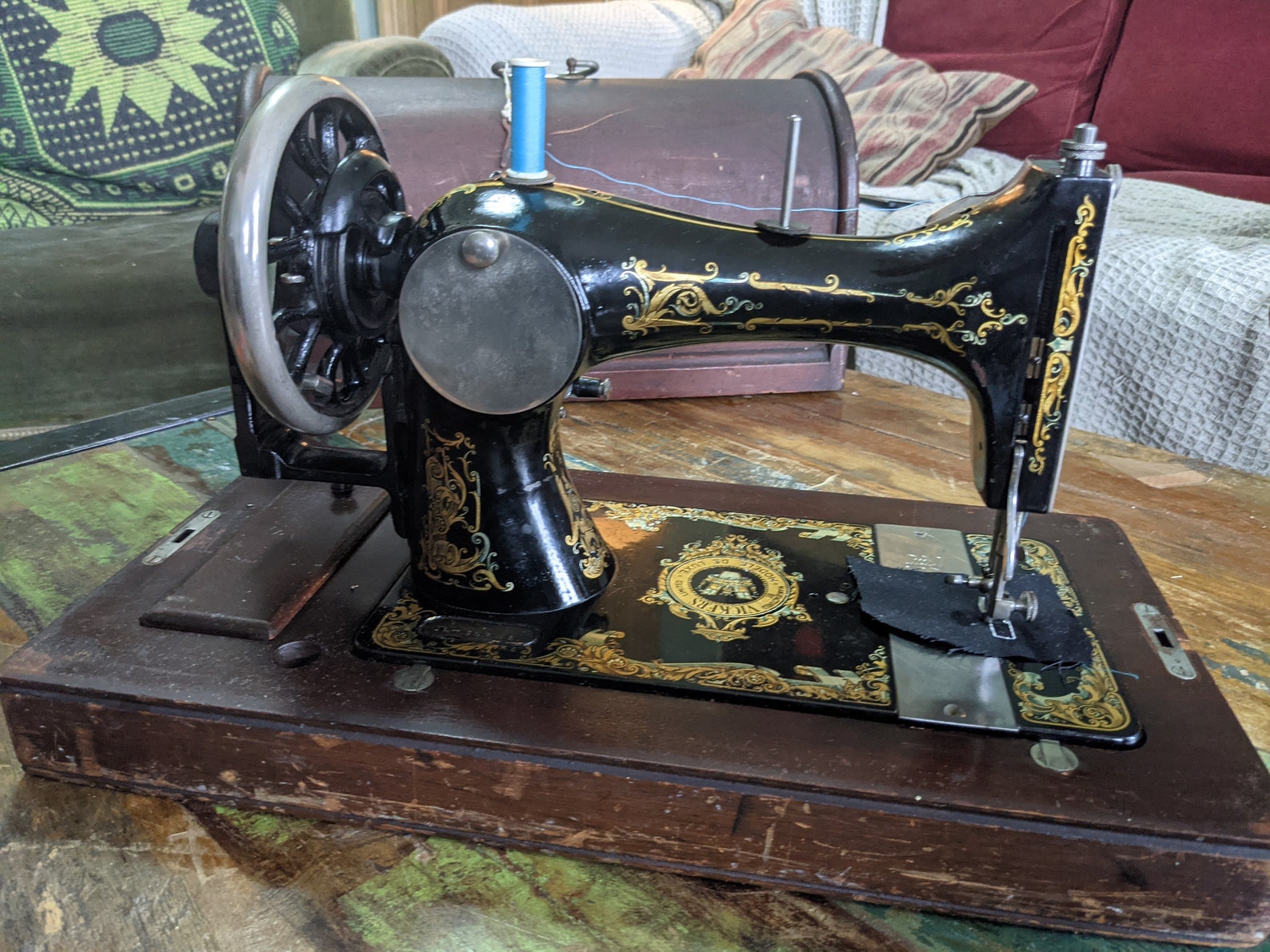 Antique Hand Crank Vickers Sewing Machine Etsy