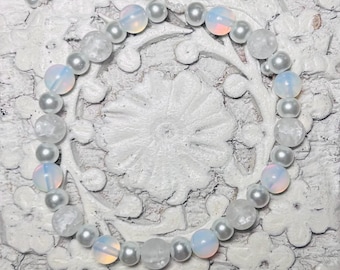 Crackled Moonstone & Pearl Bracelet