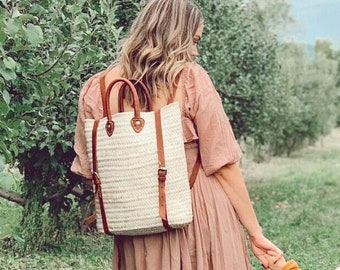 picnic basket Backpack with a leather fruit basket, beach backpack, french market basket, basket backpack, french market bag, woven backpack