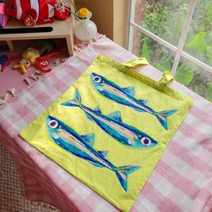 sardines lime green lightweight tote bag heat pressed afbeelding 3
