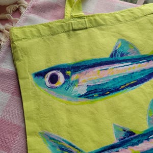 sardines lime green lightweight tote bag heat pressed afbeelding 7