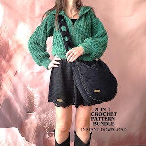 Op de afbeelding: Een groene trui met lange mouwen en rits, een zwarte gehaakte rok en een zwarte gehaakte schoudertas. De tekst 3 IN 1 CROCHET PATTERN BUNDLE INSTANT DOWNLOAD is zichtbaar in de rechterbenedenhoek van de afbeelding.