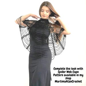 Patrón PDF de top halter de crochet con calavera gótica / Top corto grunge para festivales con motivo de esqueleto / Tutorial en vídeo de bralette de bruja para Halloween imagen 18