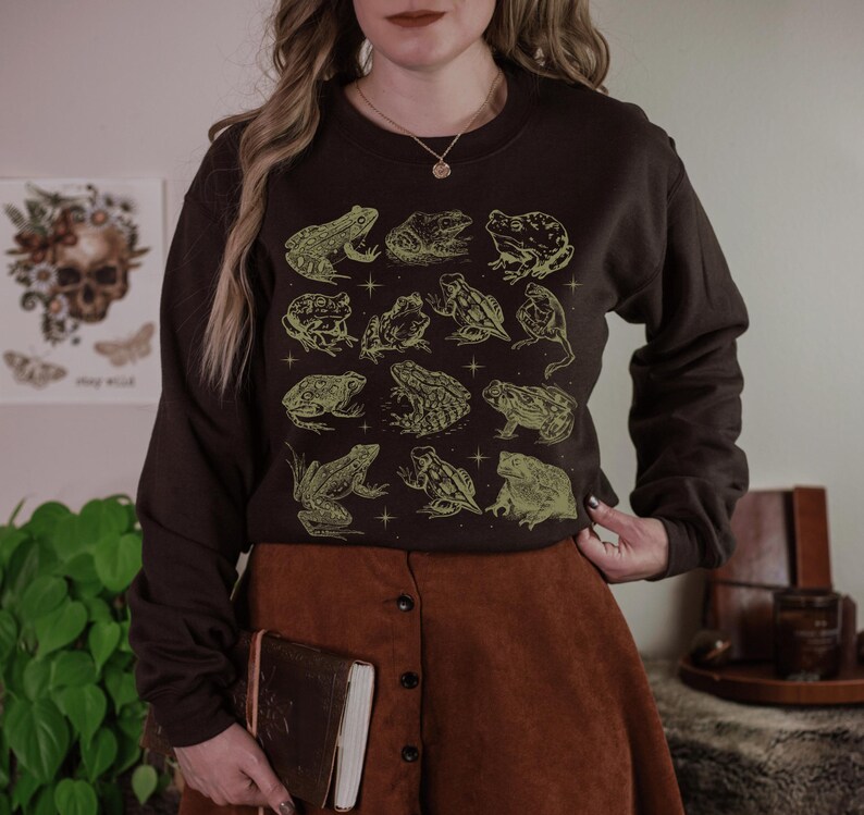 Frog Sweatshirt Frog Sweater Whimsigoth Clothing Cottage Core Sweatshirt Goblincore Sweater Man I Love Frogs Dark Academia Sweatshirt Dark Dark Chocolate
