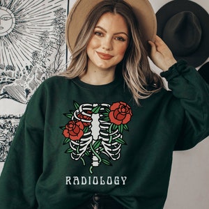 Bluza z nadrukiem Radiology na prezent dla radiologa Bluza z nadrukiem Radiology Tech Sweter z nadrukiem Xray Tech Absolwent Radiologii Prezent dla technika radiologii Radiolog