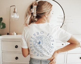 Camiseta de neurología UCI con cerebro y flores. Camiseta de enfermera de neurología. Camiseta de enfermera de neurología. Camiseta de enfermera de neurología. Camiseta de neurología.