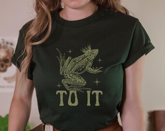 Goblincore Shirt Frog Shirt Funny Frog T-Shirt Whimsigoth Clothing Cottage Core Goblincore Clothing Goblin Core Cottagecore Shirt Frog