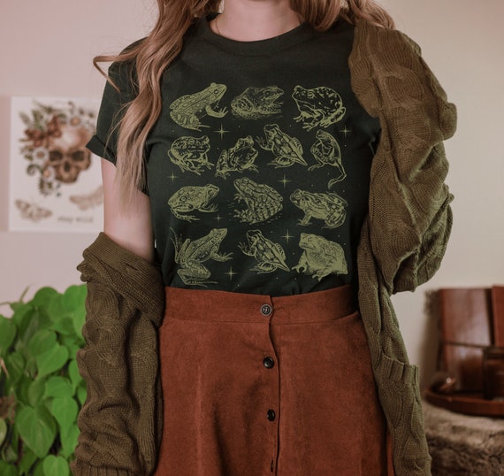 Frog Shirt Whimsigoth Clothing Cottage Core Shirt Goblincore Shirt Man I Love Frogs Dark Academia Shirt Dark Cottagecore Goblin Core