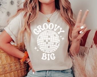 Retro grote kleine shirts Sorority shirts grote kleine shirts Sorority onthullen grote kleine studentenvereniging shirts grote kleine onthullen disco TShirt